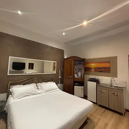 بيت ضيافة Il Viale إيمولا